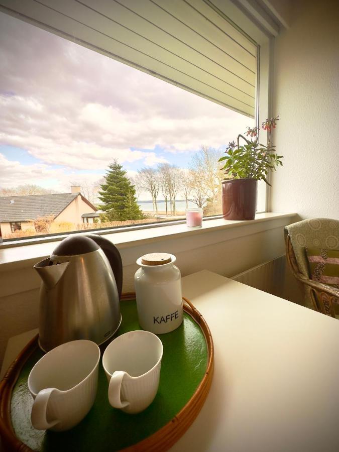 Vaerelse Med Udsigt Over Limfjorden - Rolige Omgivelser Og Adgang Til Flot Have Nykobing Mors Exterior photo